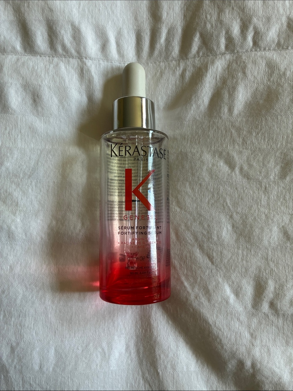 Kérastase Genesis Fortifying Serum - Clear to Red Ombre Bottle